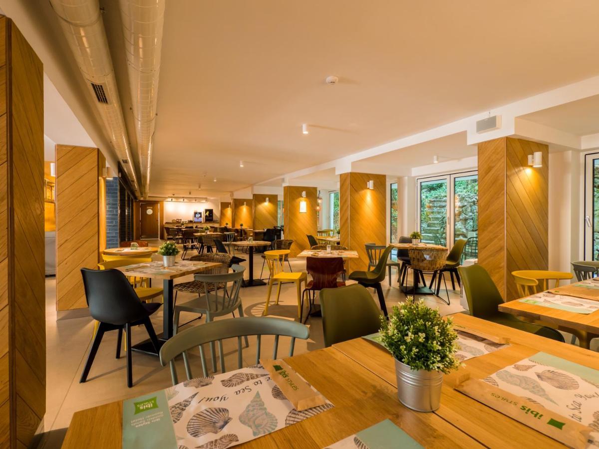 Ibis Styles Golden Sands Roomer Hotel Exterior photo