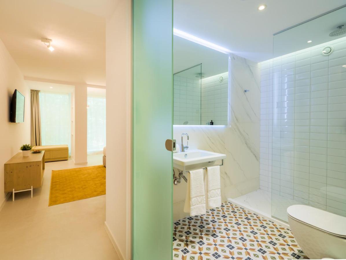 Ibis Styles Golden Sands Roomer Hotel Exterior photo